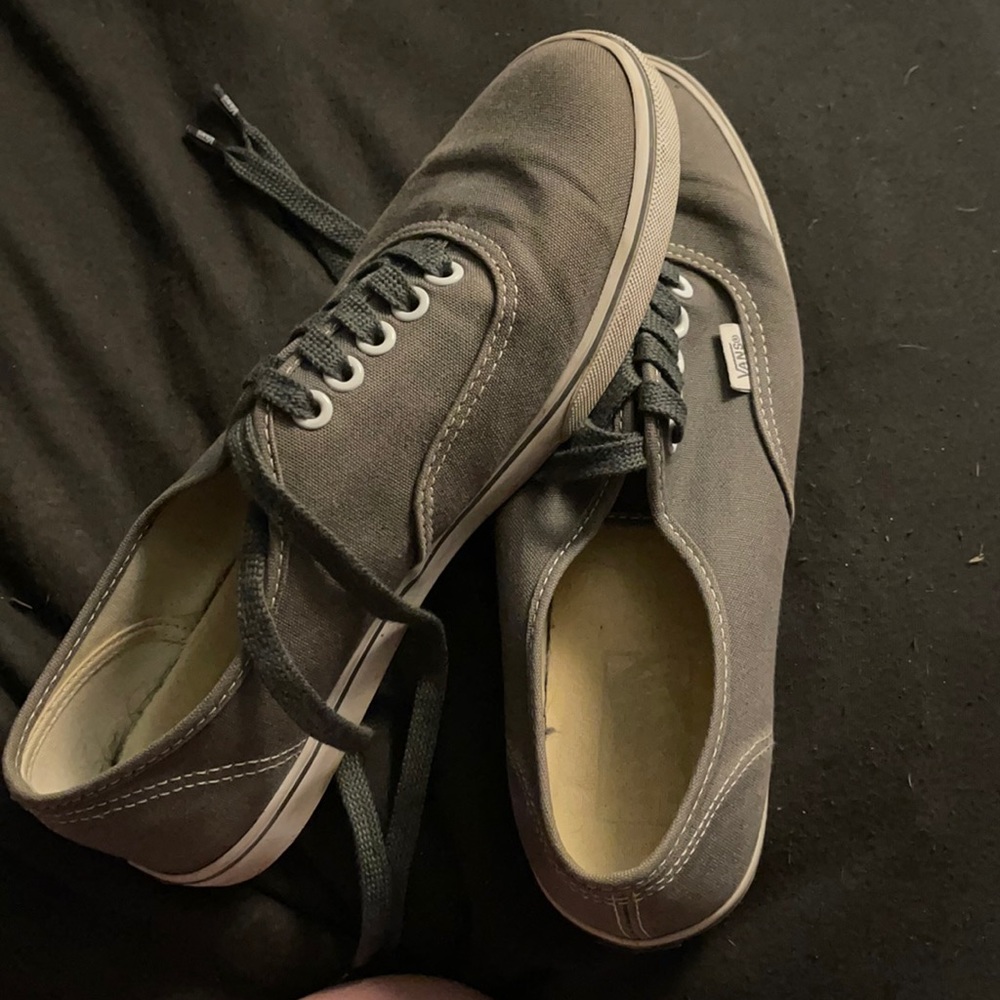 Vans Era Gray Skate Shoe Women’s size 8